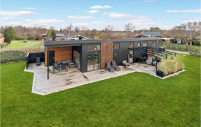 Beautiful Home In Hadsund With Wifi in Hadsund